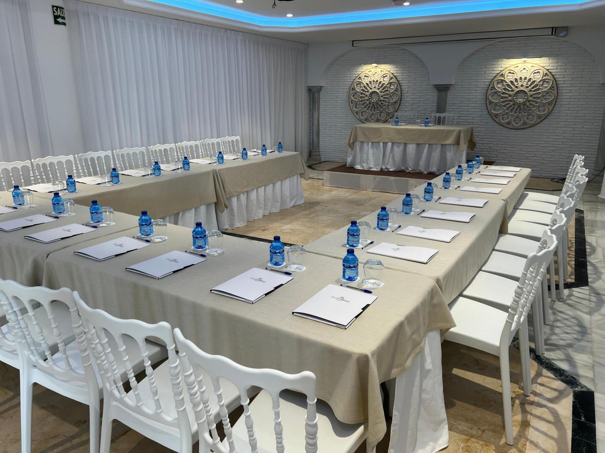 נרחה Hotel Villa Flamenca מראה חיצוני תמונה